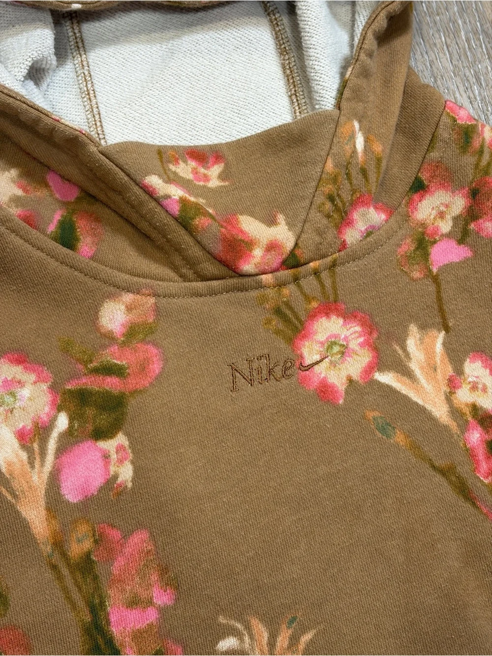 Tween teen embroidered NIKE sweater preppy coquette boho floral trendy